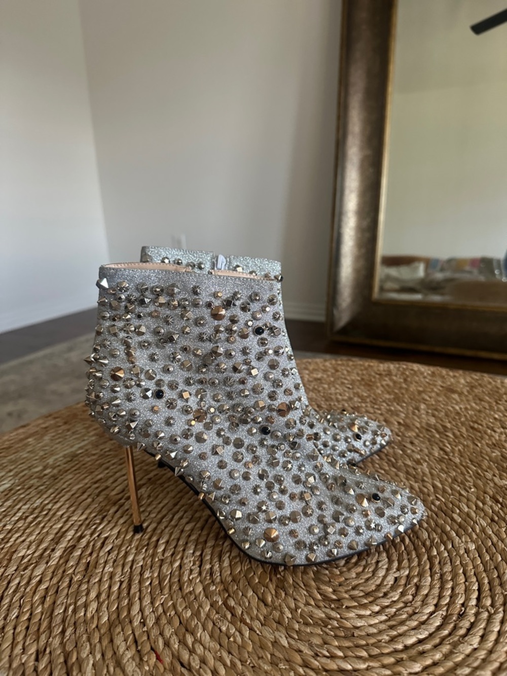 FSJ Silver High Heel Ankle Boots Rivets Closed Pointed Toe Stilettos
Zipper Shoe